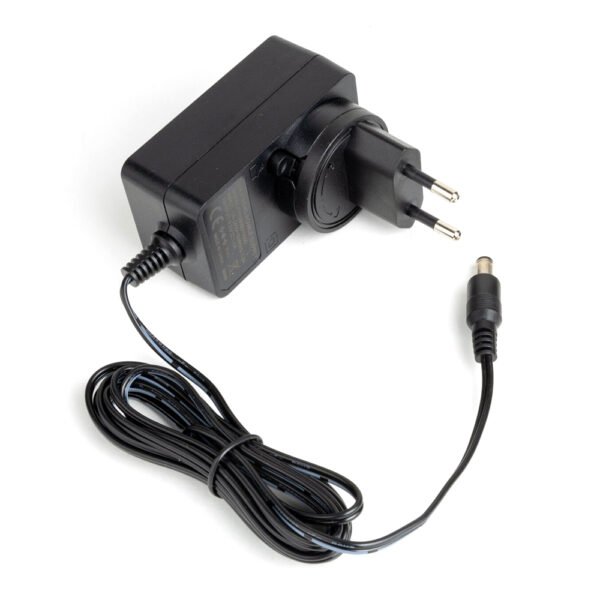 Universal Power Adapter for Guitar Processors, Keyboards or Piano