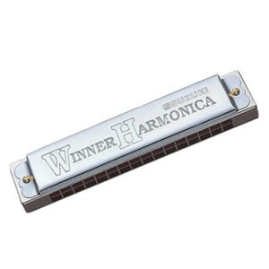 Suzuki Winner Tremolo Harmonica 16H
